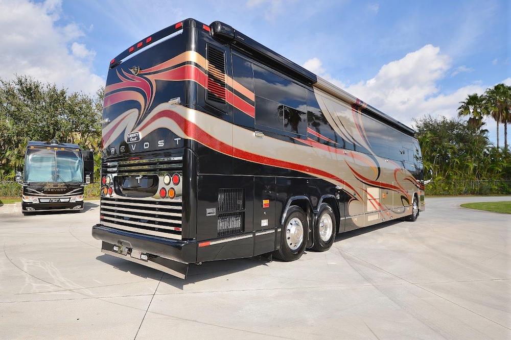 2005 Prevost Liberty H3-45 For Sale