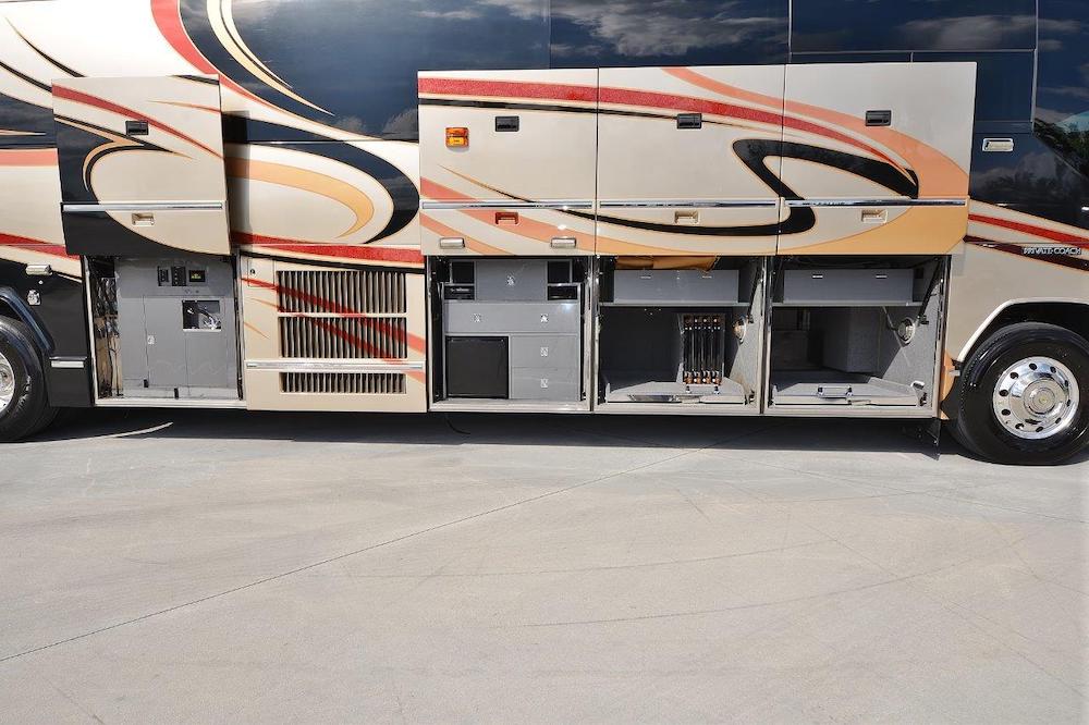 2005 Prevost Liberty H3-45 For Sale