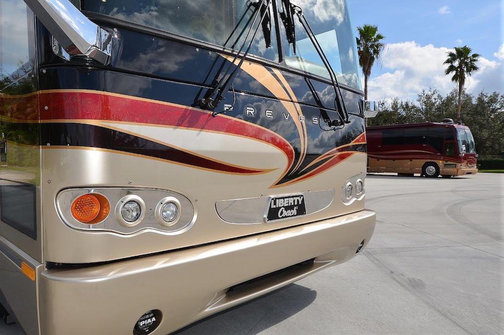 2005 Prevost Liberty H3-45 For Sale