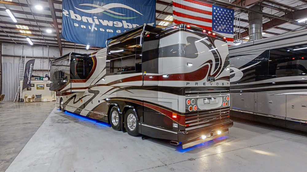 2005 Prevost Liberty H3-45 For Sale