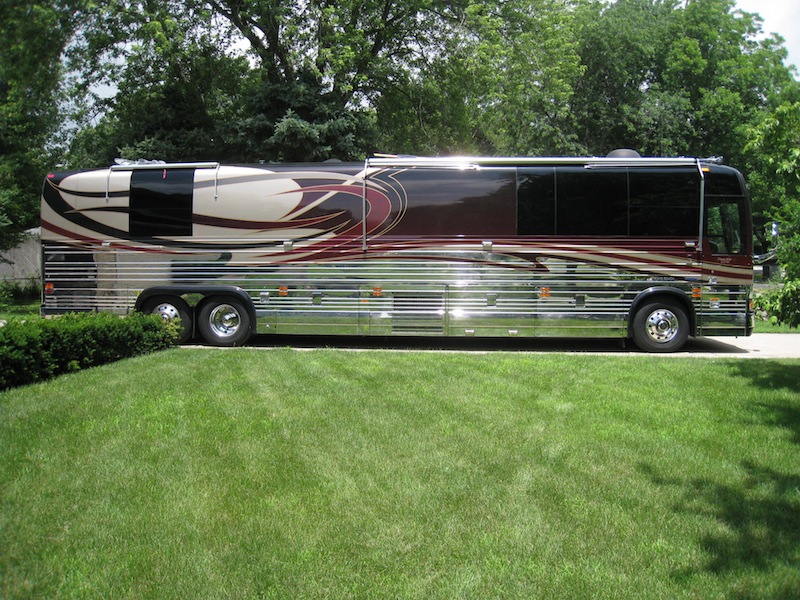 2005 Prevost Liberty XLII For Sale