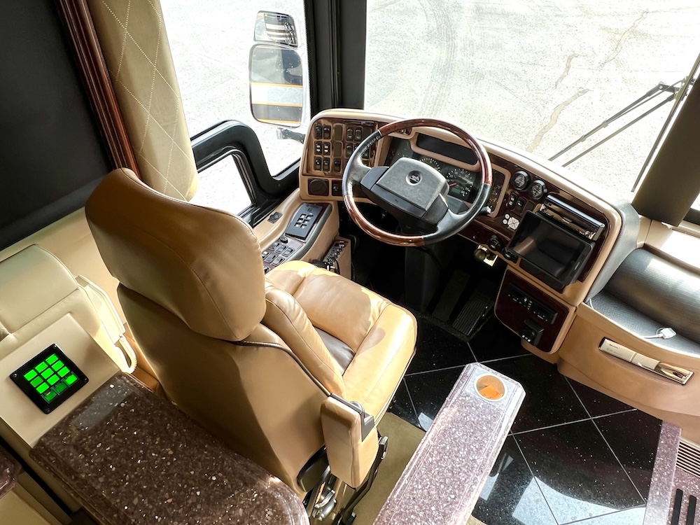 2005 Prevost Liberty XLII For Sale