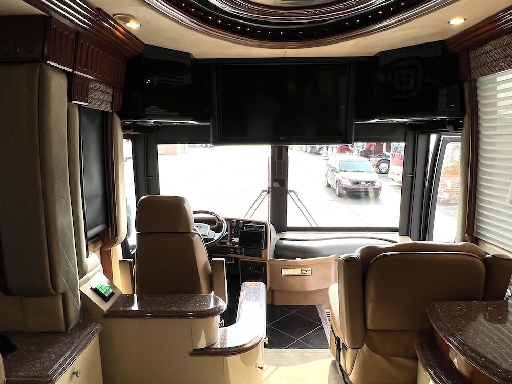 2005 Prevost Liberty XLII For Sale