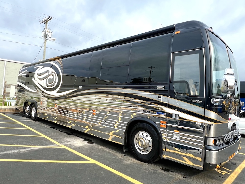 2005 Prevost Liberty XLII For Sale