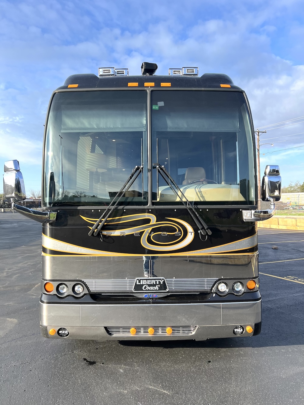 2005 Prevost Liberty XLII For Sale