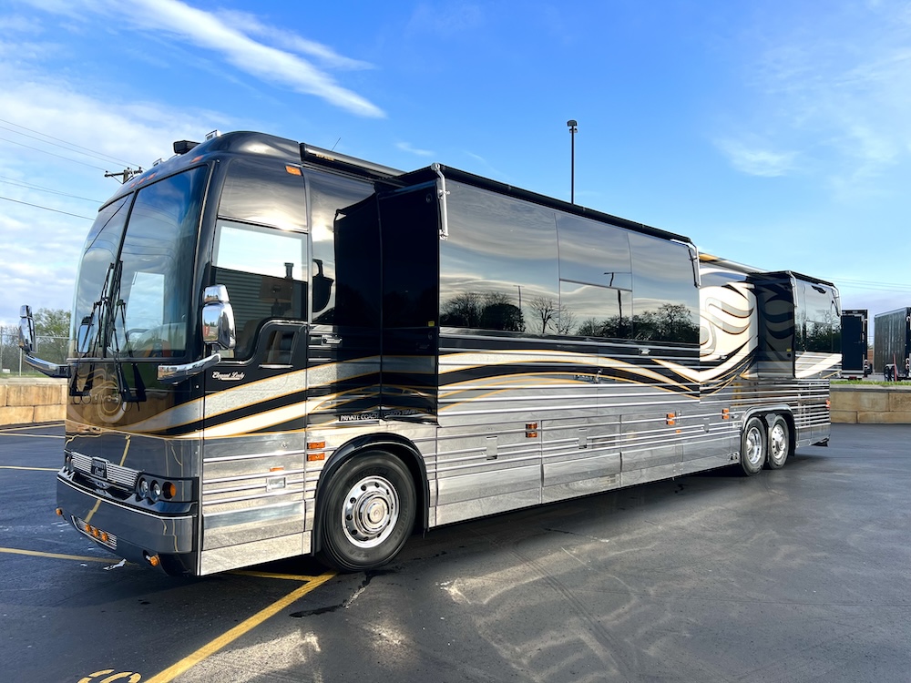 2005 Prevost Liberty XLII For Sale