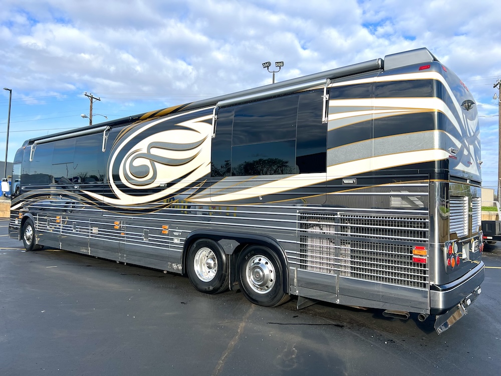 2005 Prevost Liberty XLII For Sale