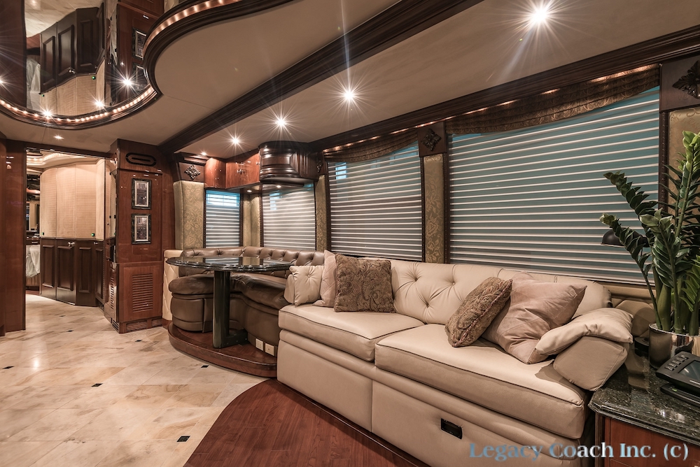 2005 Prevost Liberty XLII For Sale