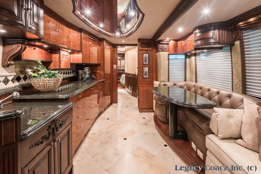 2005 Prevost Liberty XLII For Sale