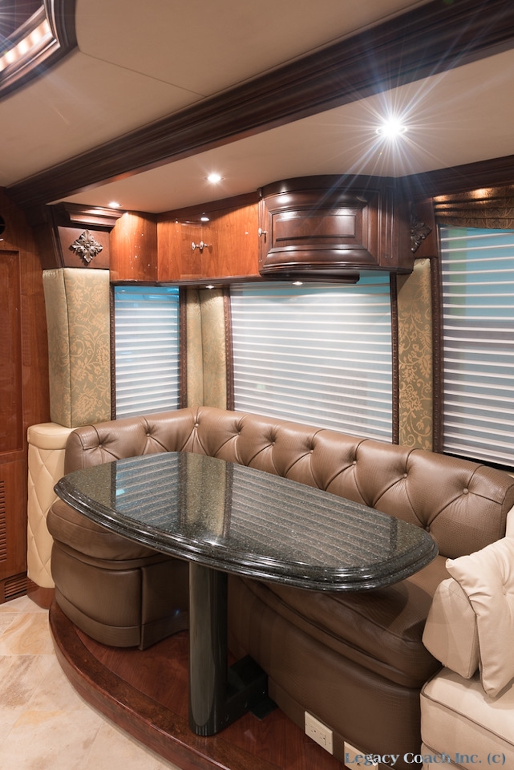 2005 Prevost Liberty XLII For Sale