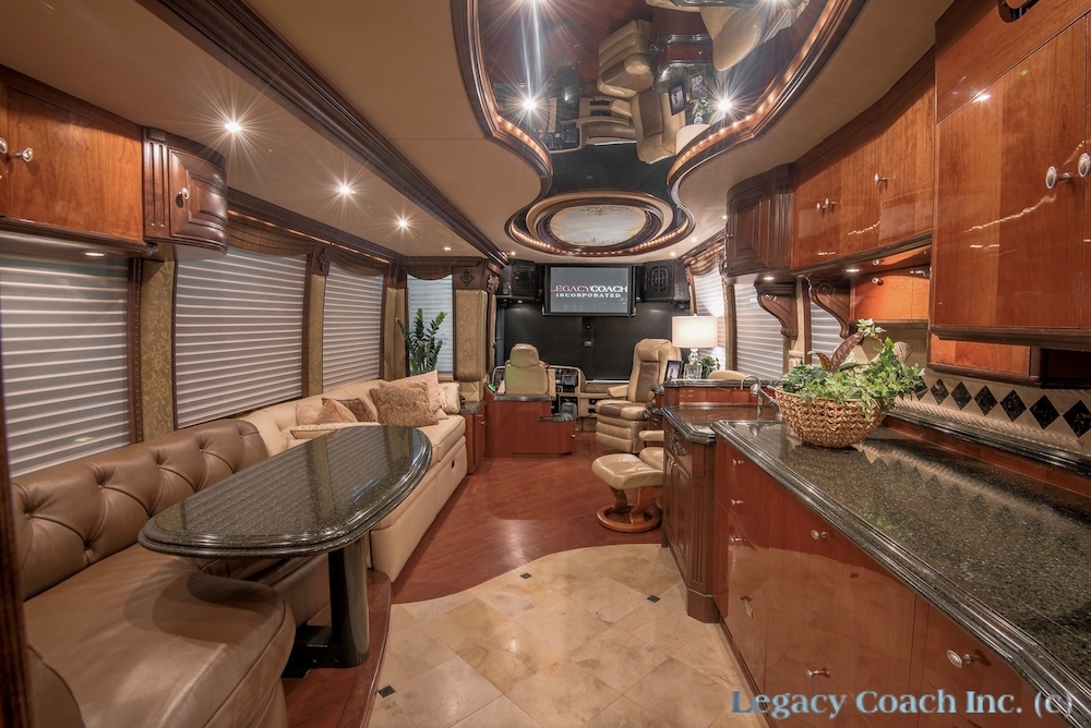 2005 Prevost Liberty XLII For Sale