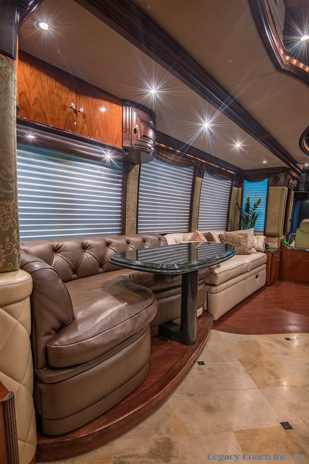 2005 Prevost Liberty XLII For Sale