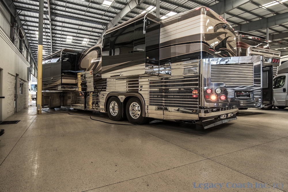 2005 Prevost Liberty XLII For Sale