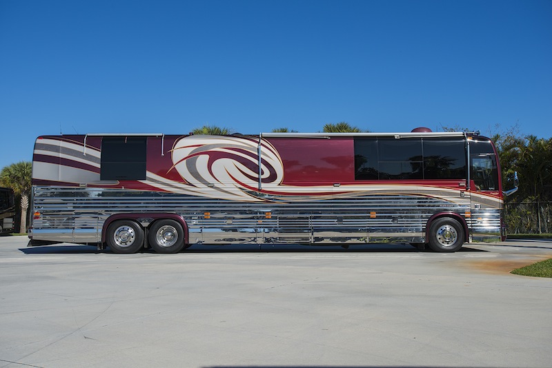 2005 Prevost Liberty XLII For Sale