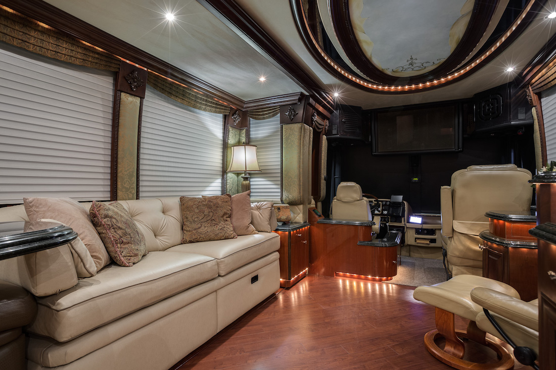 2005 Prevost Liberty XLII For Sale