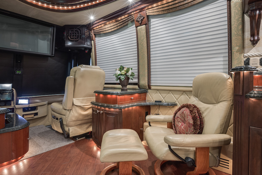 2005 Prevost Liberty XLII For Sale