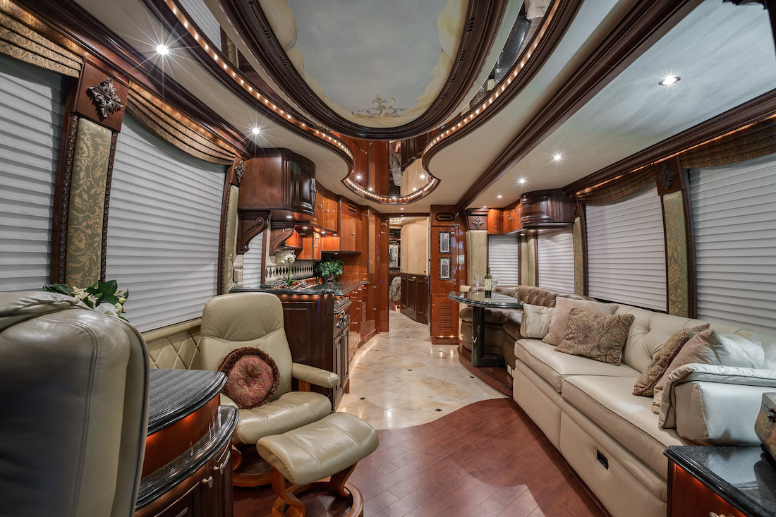 2005 Prevost Liberty XLII For Sale