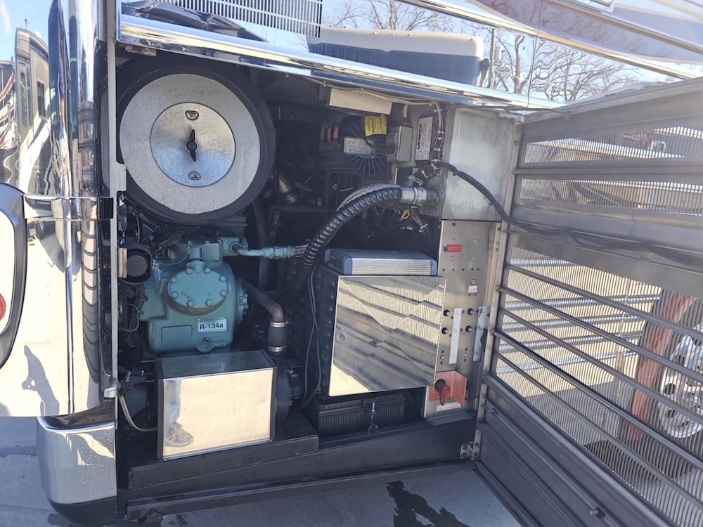 2005 Prevost Liberty XLII For Sale