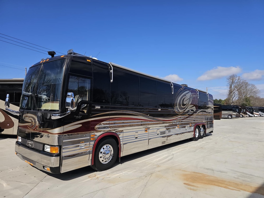 2005 Prevost Liberty XLII For Sale