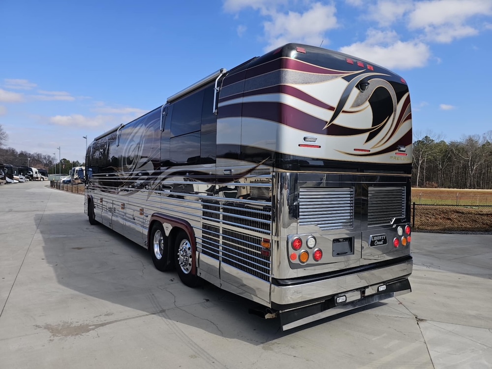 2005 Prevost Liberty XLII For Sale