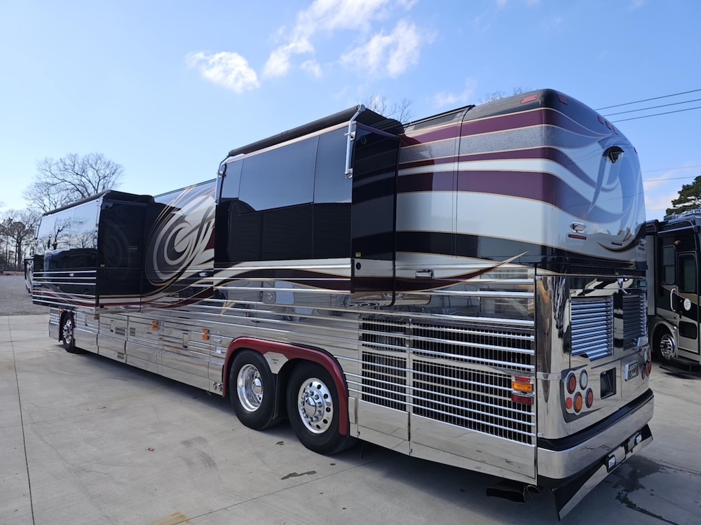 2005 Prevost Liberty XLII For Sale