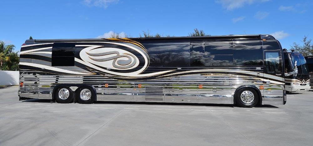 2005 Prevost Liberty XLII For Sale