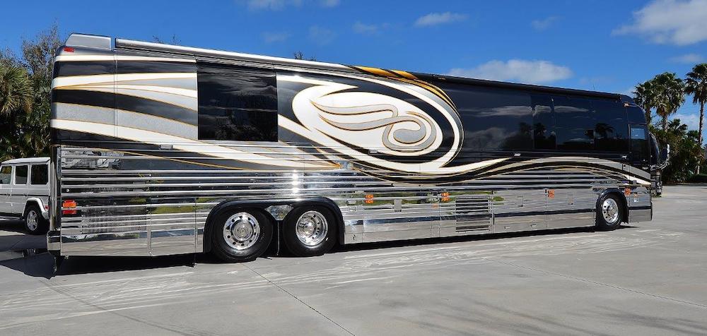 2005 Prevost Liberty XLII For Sale