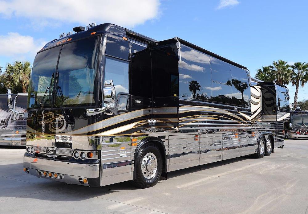 2005 Prevost Liberty XLII For Sale