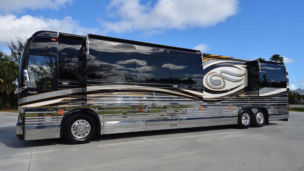 2005 Prevost Liberty XLII For Sale