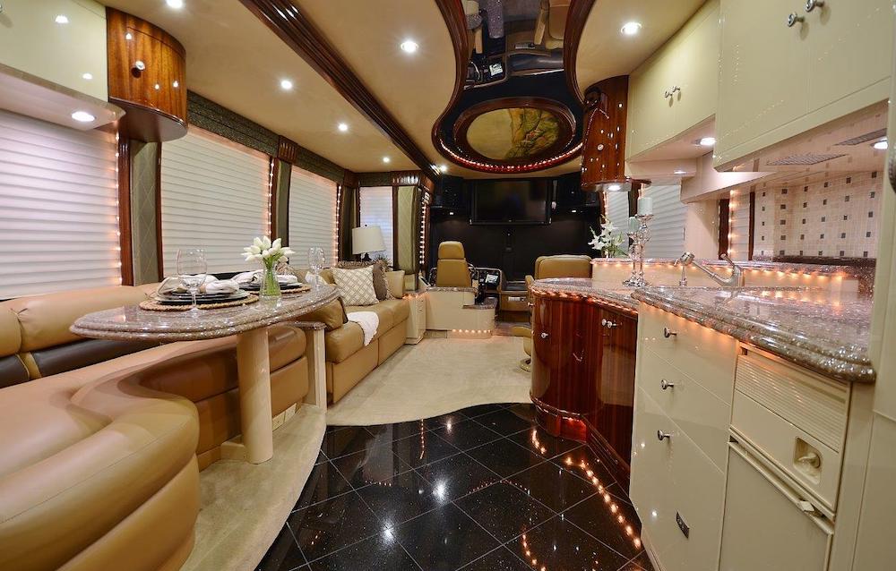 2005 Prevost Liberty XLII For Sale