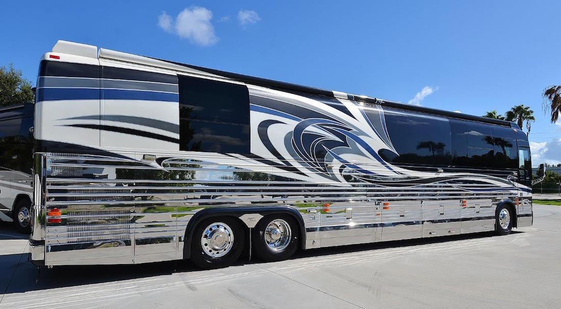 2005 Prevost Liberty XLII For Sale