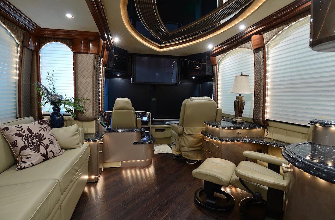 2005 Prevost Liberty XLII For Sale