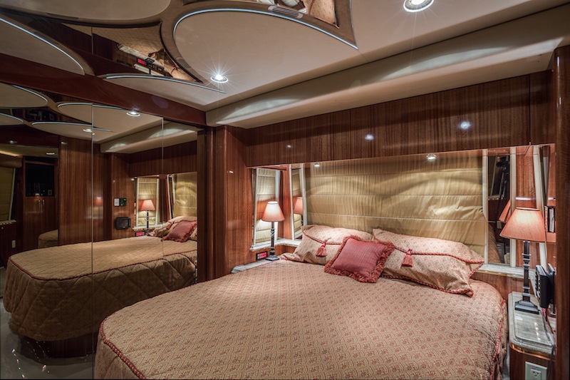 2005 Prevost Marathon H3-45 For Sale