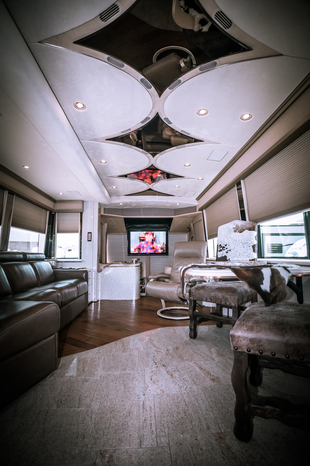 2005 Prevost Marathon H3-45 For Sale