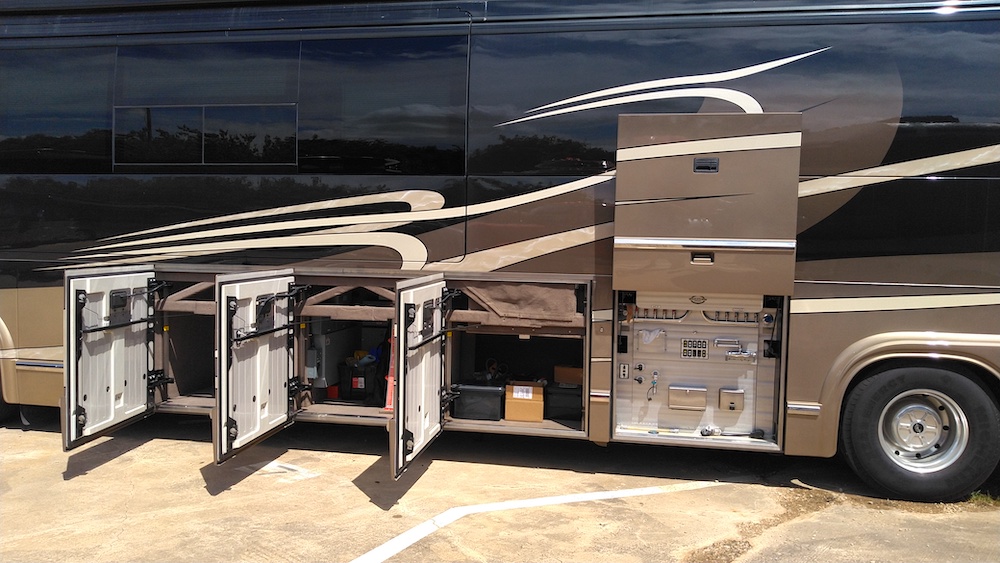 2005 Prevost Marathon H3-45 For Sale