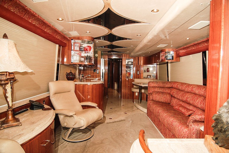 2005 Prevost Marathon H3-45 For Sale