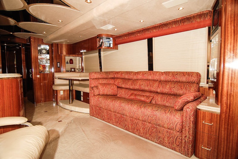 2005 Prevost Marathon H3-45 For Sale