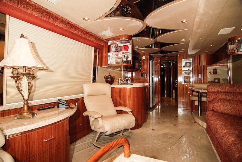 2005 Prevost Marathon H3-45 For Sale