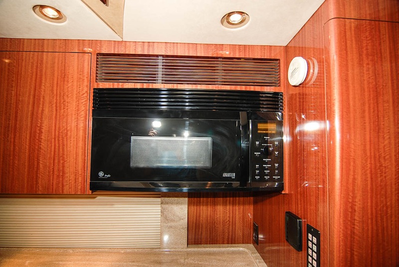 2005 Prevost Marathon H3-45 For Sale