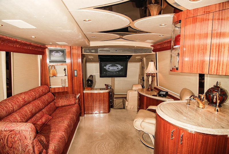 2005 Prevost Marathon H3-45 For Sale