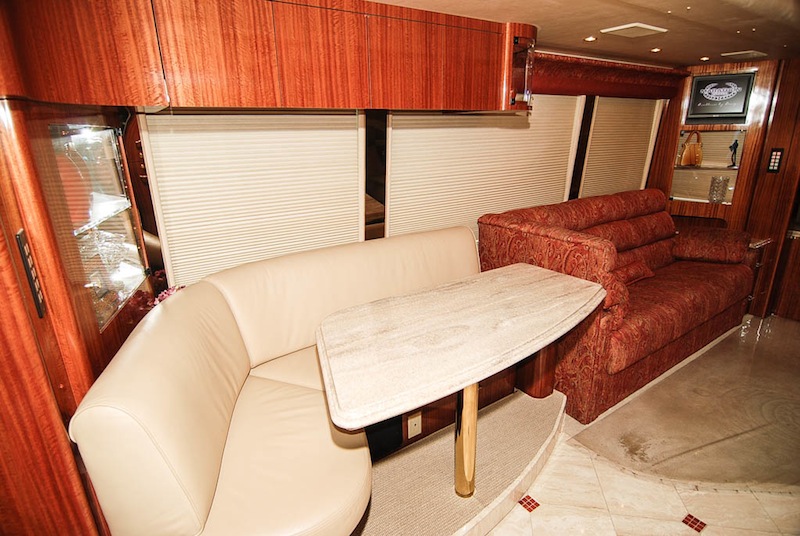 2005 Prevost Marathon H3-45 For Sale