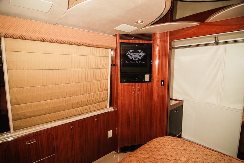 2005 Prevost Marathon H3-45 For Sale