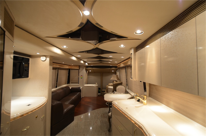 2005 Prevost Marathon H3-45 For Sale