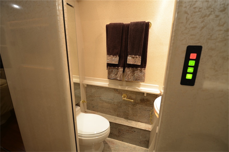 2005 Prevost Marathon H3-45 For Sale
