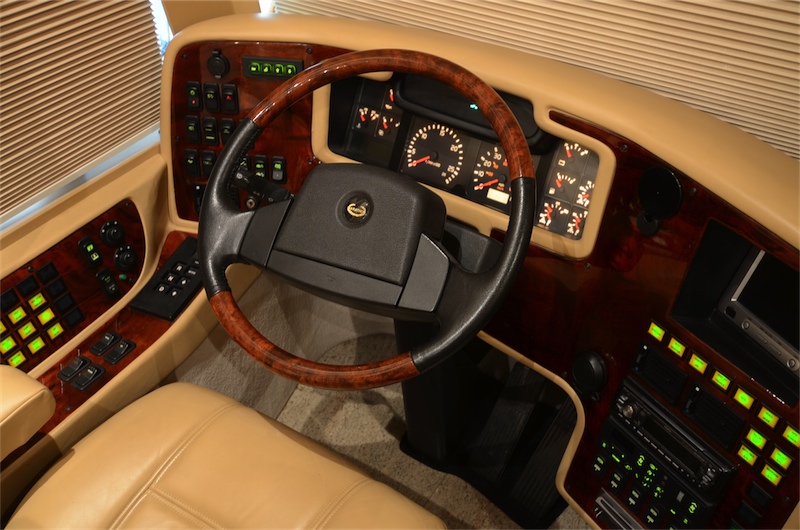 2005 Prevost Marathon H3-45 For Sale