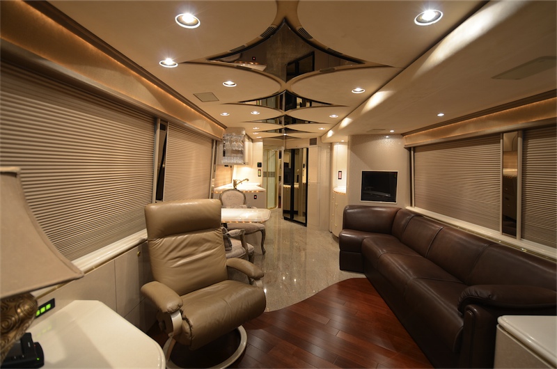 2005 Prevost Marathon H3-45 For Sale