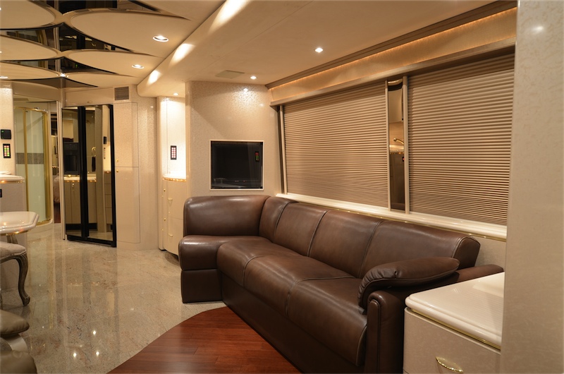 2005 Prevost Marathon H3-45 For Sale