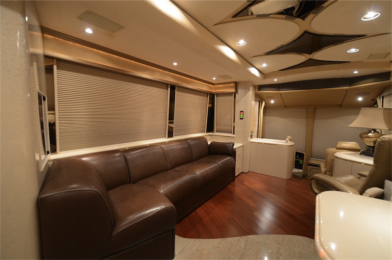 2005 Prevost Marathon H3-45 For Sale