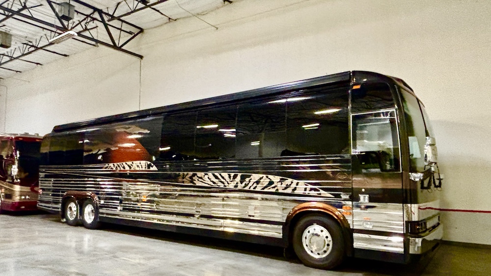 2005 Prevost Marathon XLII For Sale