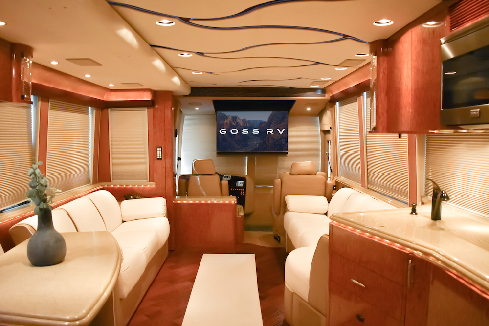 2005 Prevost Marathon XLII For Sale